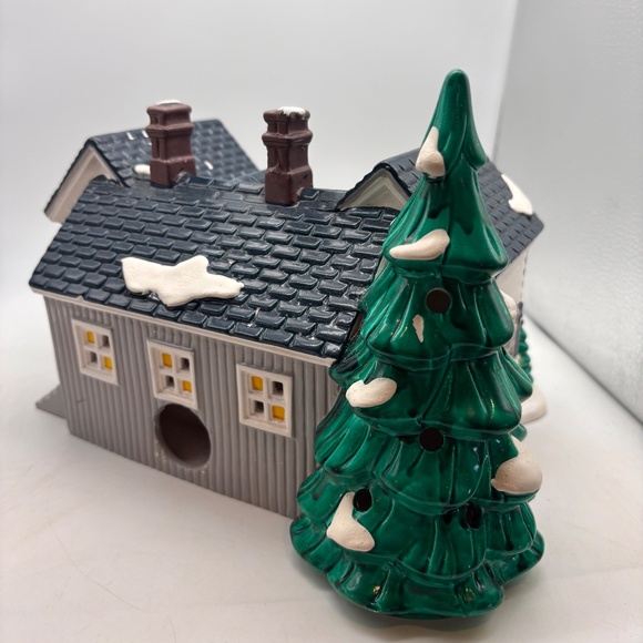 Vintage Department 56 Snow Village Grandma's Cottage #54208 - Picture 5 of 13